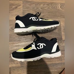 Chanel Runners